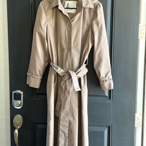 VTG Misty Harbor Hooded Trench size 8